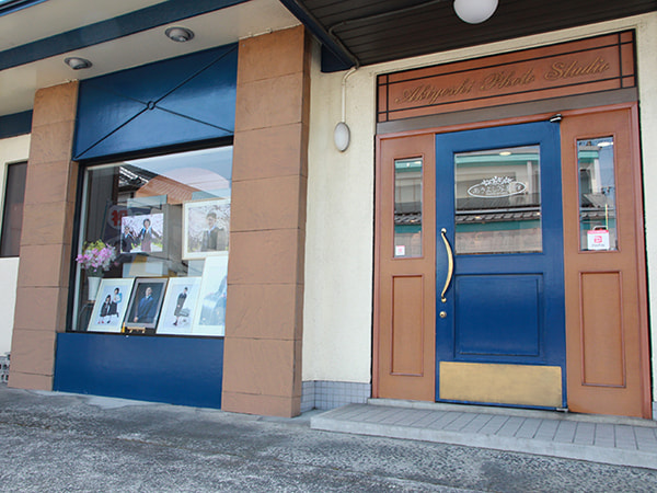 店舗入り口